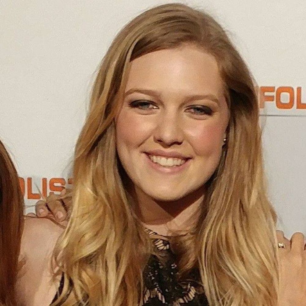 Meet your Posher, Cortney